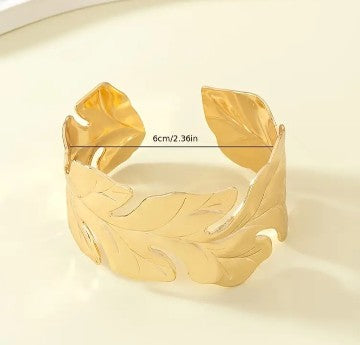 Larg Leaf Bracelet