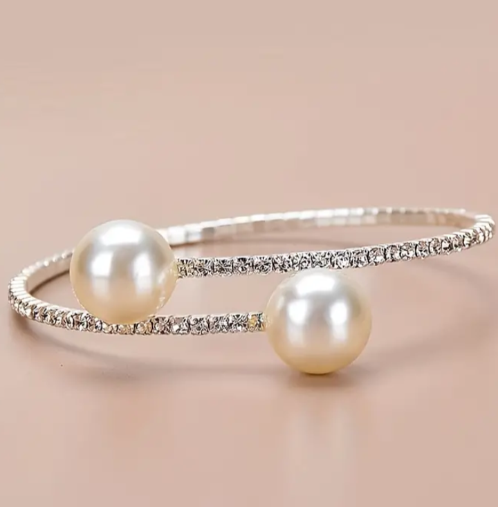 Pearl Design Bracelet