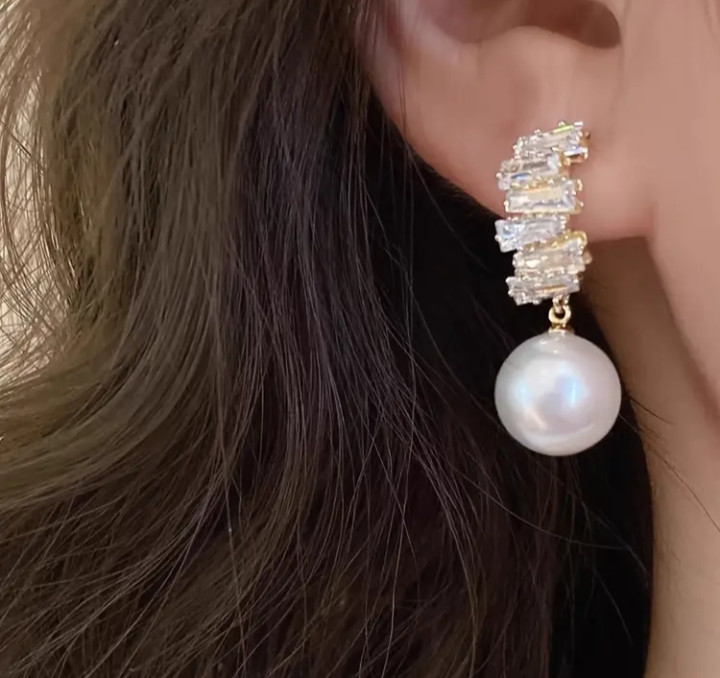 Luxurious Faux Pearl Earrings