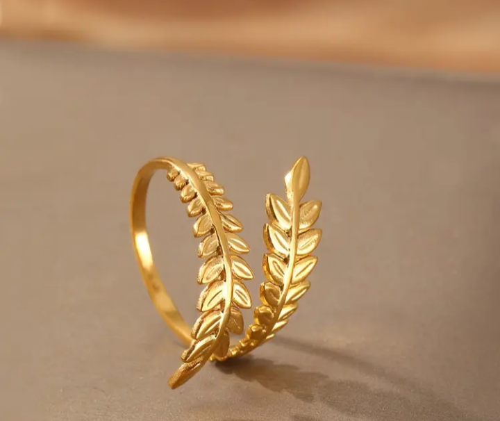 Leaf Design Cuff Ring