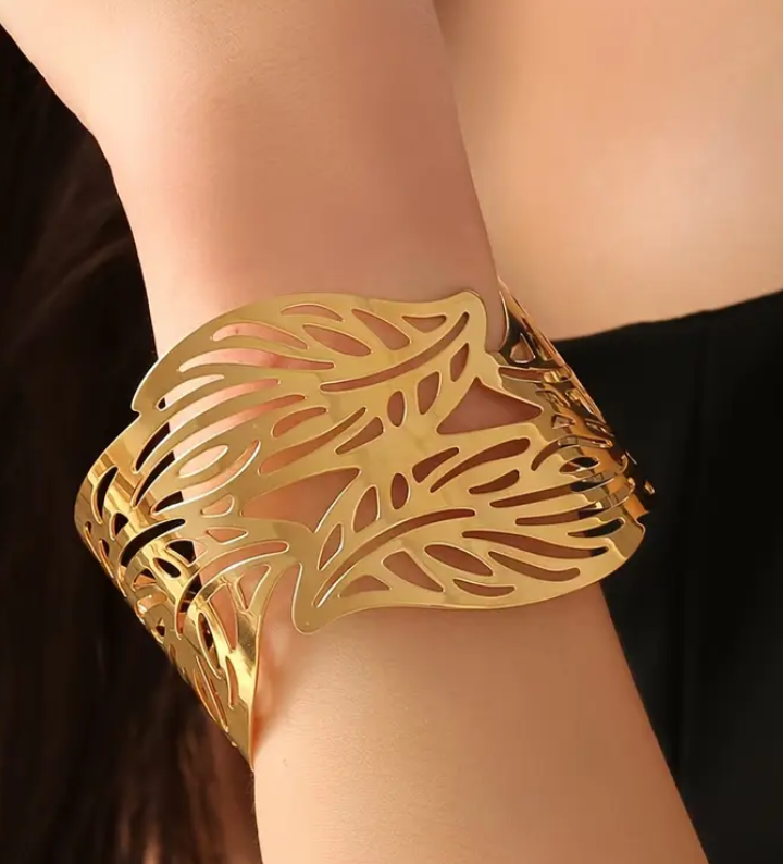 Luxurious Trendy Bracelet & Ring