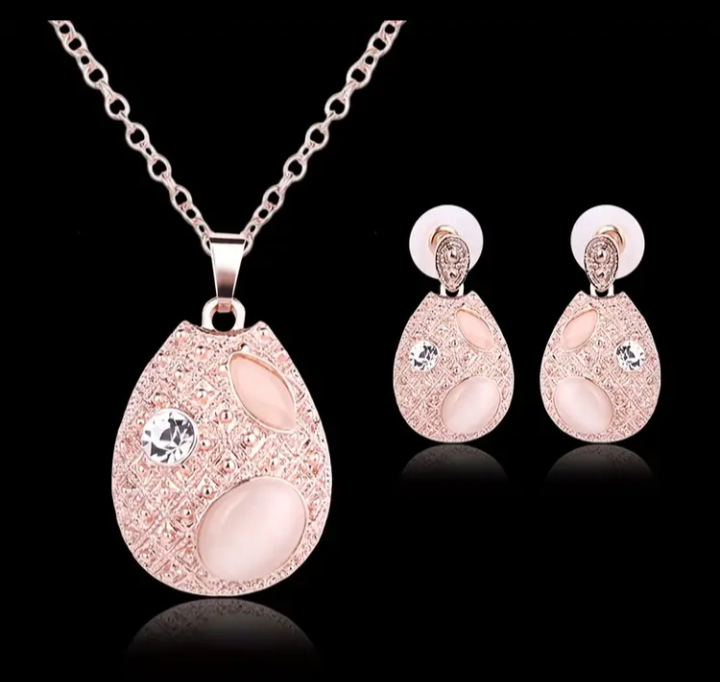 Tribal Style Rose Jewelry Set