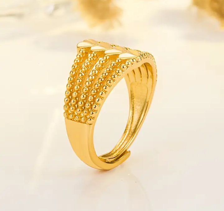 Heart  Decor Golden Tone Ring