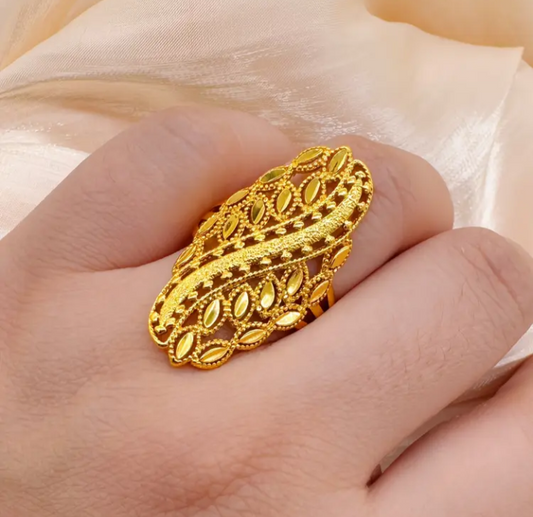 Oval Leaf Hollow Ring