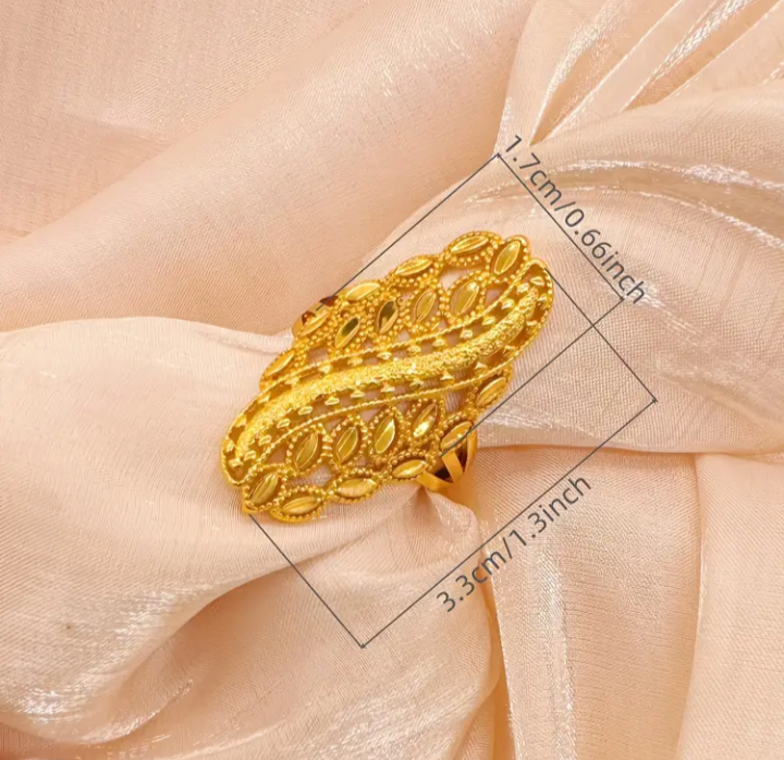 Oval Leaf Hollow Ring