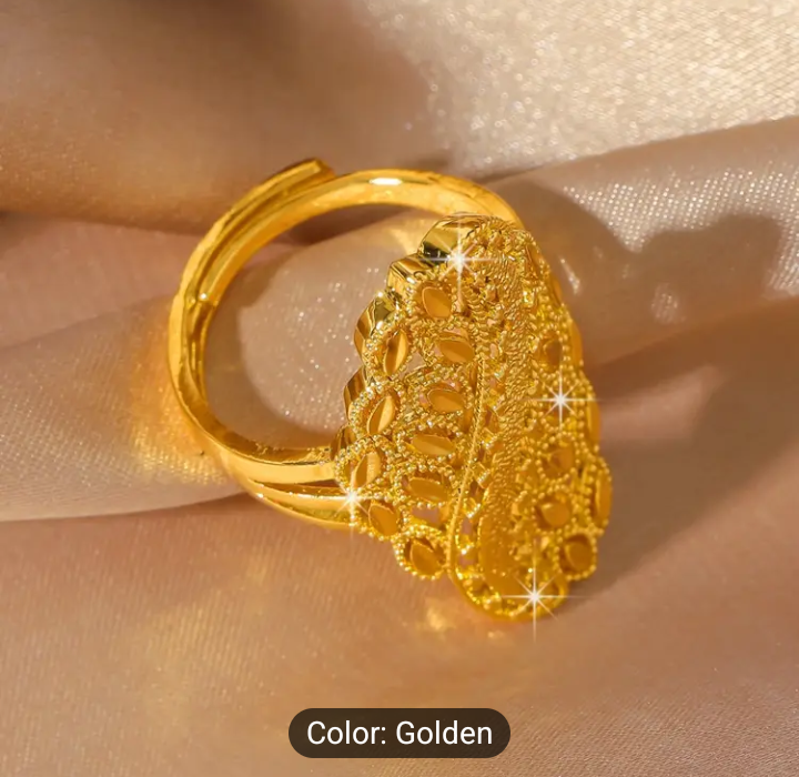 Oval Leaf Hollow Ring