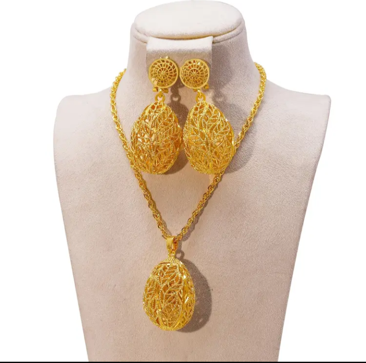 Middle Eastern Jewelry Set