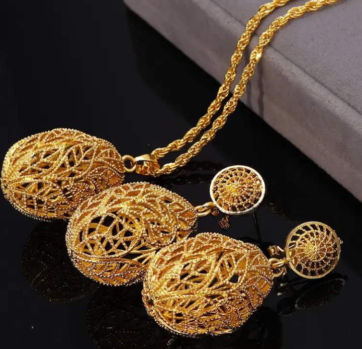 Middle Eastern Jewelry Set