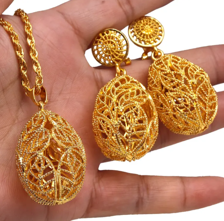 Middle Eastern Jewelry Set