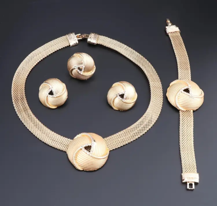 Golden Round Rhinestone Set