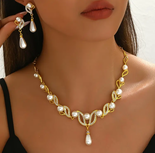 Luxury Imitation Pearl TearDrop Shape Set