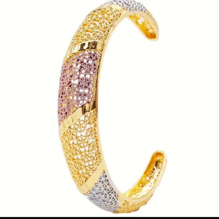 1 Piece Gold Plated Cuff Bracelet